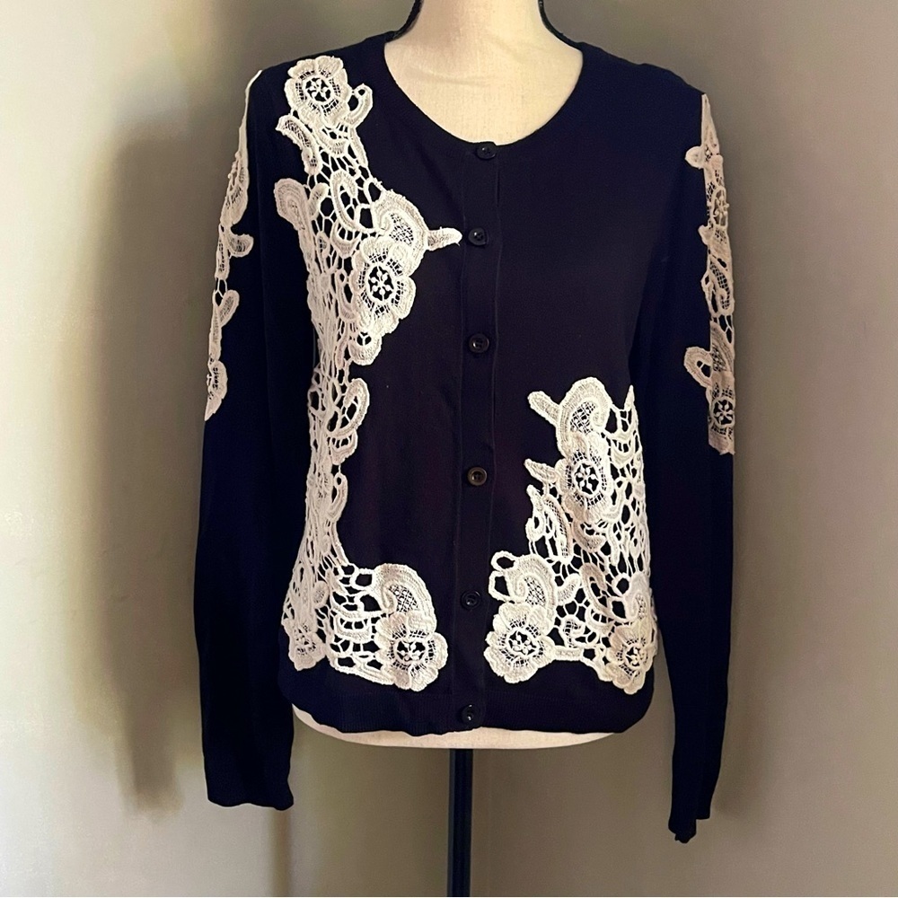 Alice and Olivia | Black and White Embroidered Scoop Cardigan Sweater | Large​